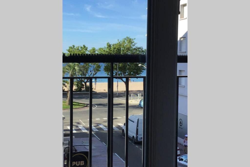 Des Vacances De Reve Apartment Frejus Bagian luar foto